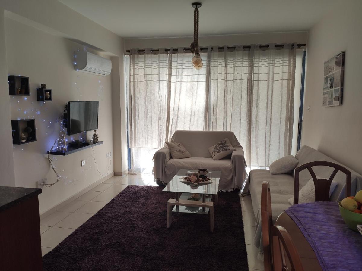 Abitare Cosy Apartment Paphos Ngoại thất bức ảnh