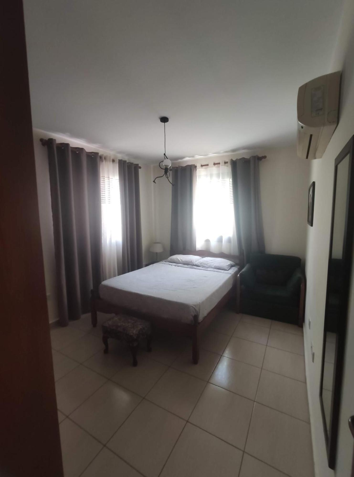 Abitare Cosy Apartment Paphos Ngoại thất bức ảnh