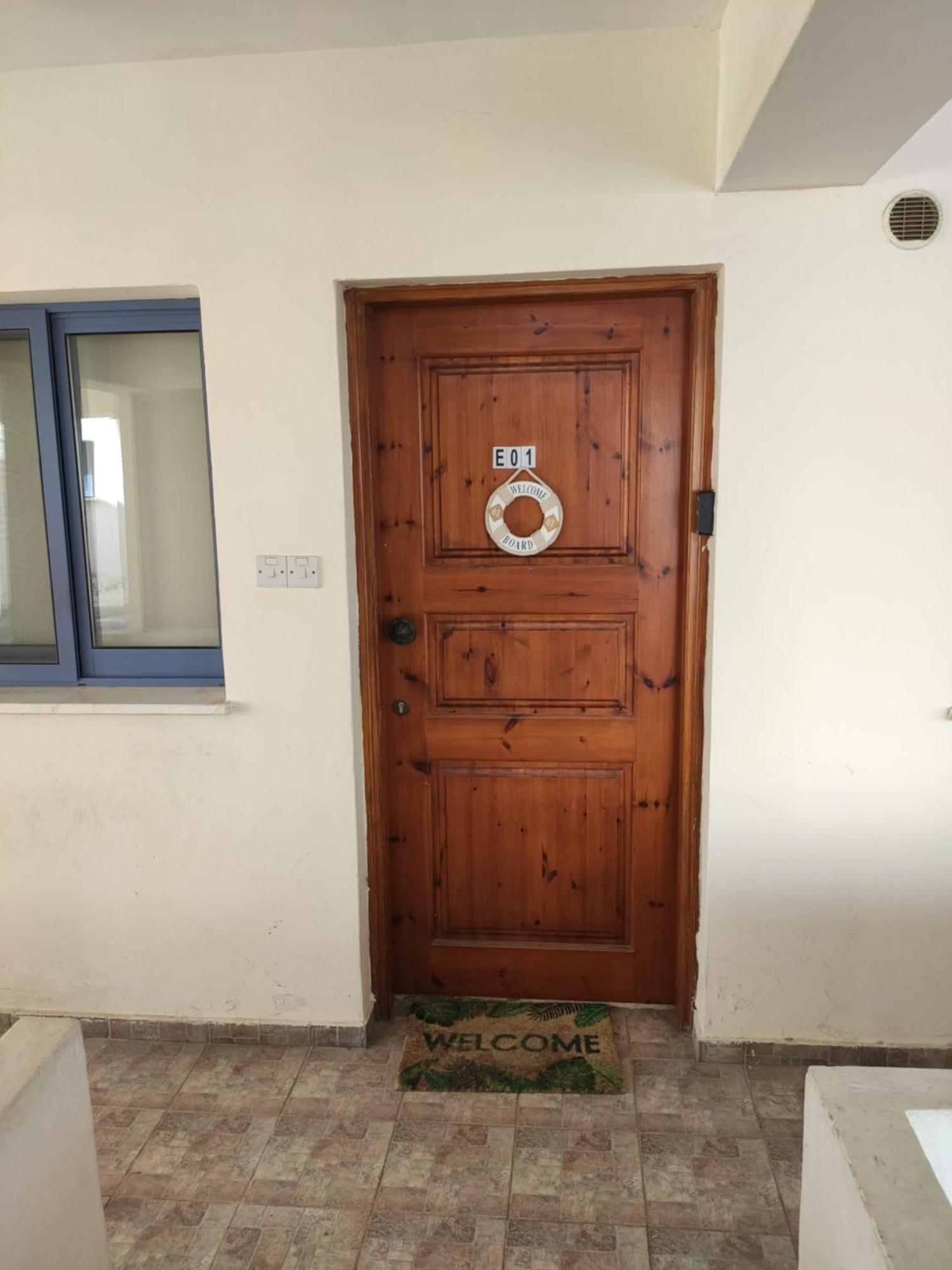 Abitare Cosy Apartment Paphos Ngoại thất bức ảnh