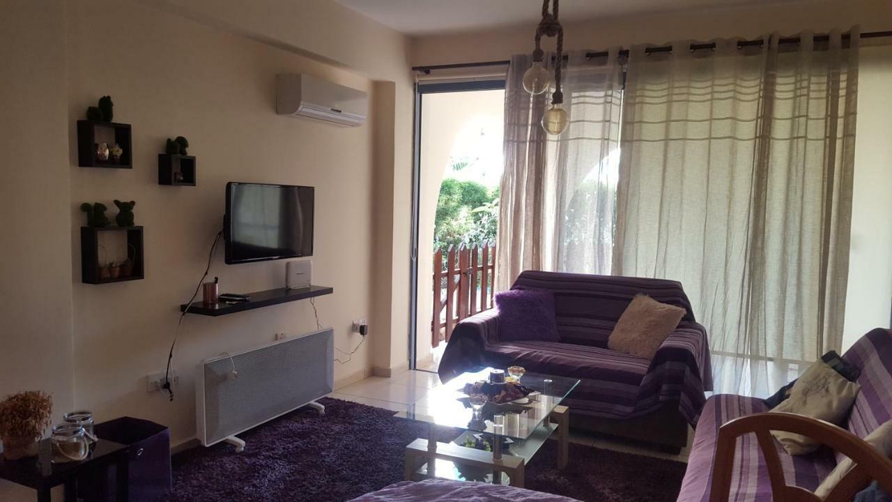 Abitare Cosy Apartment Paphos Ngoại thất bức ảnh